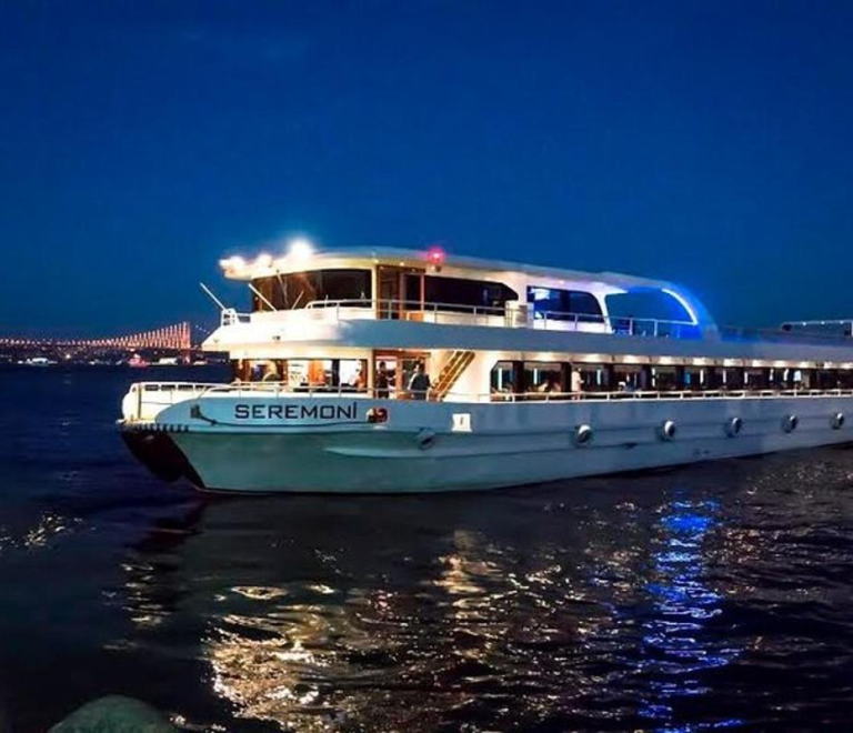 3-Hour Ottoman Dinner Cruise in Istanbul: A Cultural Feast for the Senses