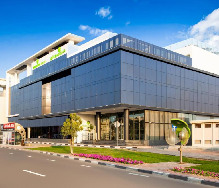 Lemon Tree Hotel, Jumeirah Dubai: A Blend of Modern Luxury and Warm Hospitality