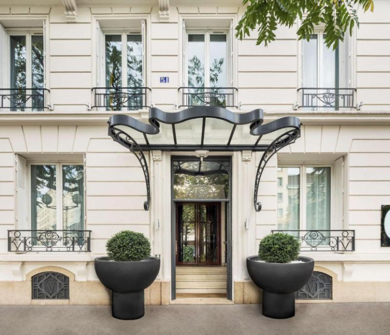 Best Western Plus La Demeure: A Blend of Modern Comfort and Parisian Elegance