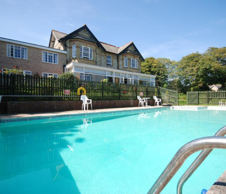 Luccombe Manor Country House Hotel: Timeless Retreat in a Picturesque Setting